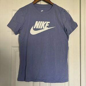 Women’s Nike Tee